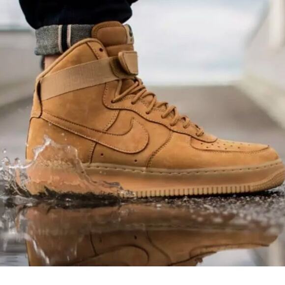 NIKE Air Force 1 Mid ’07 Flax Sneaker Men 8.5 Camel Athletic Versatile Stylish - Picture 2 of 16